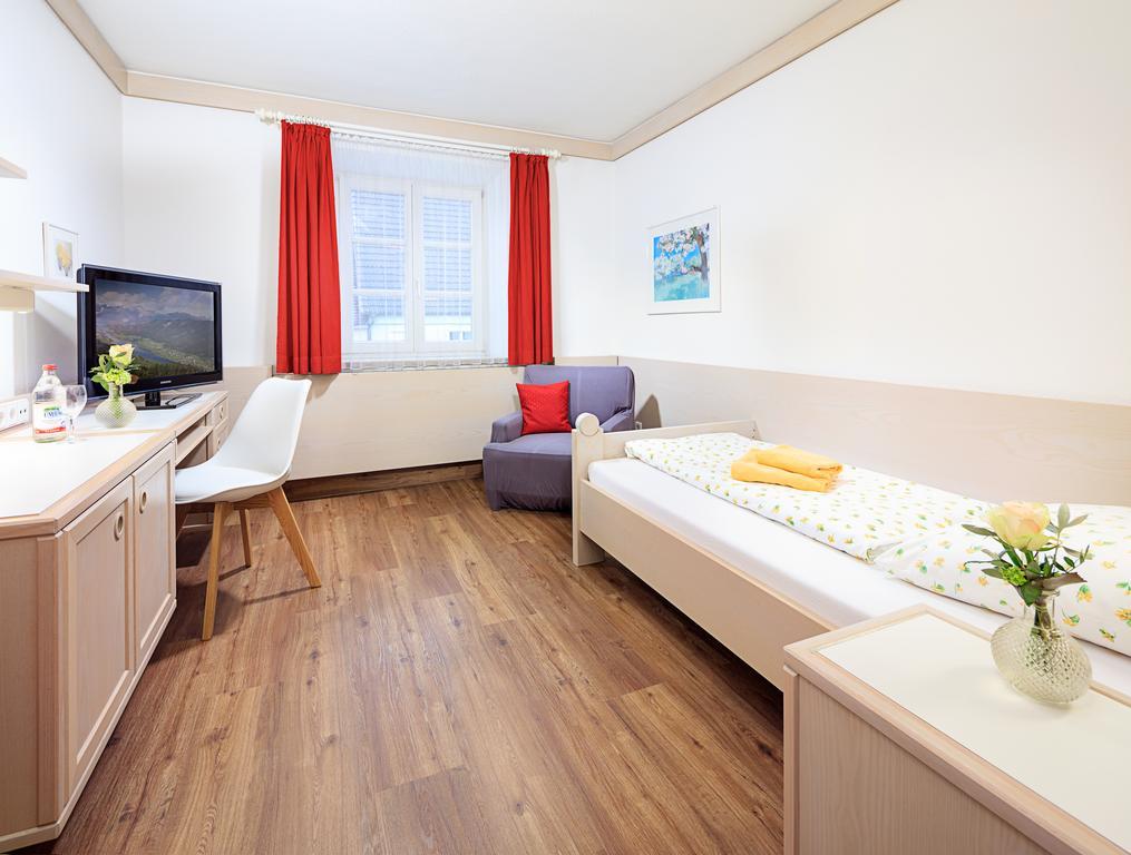 Hotel Garni Zur Laute Mindelheim Luaran gambar